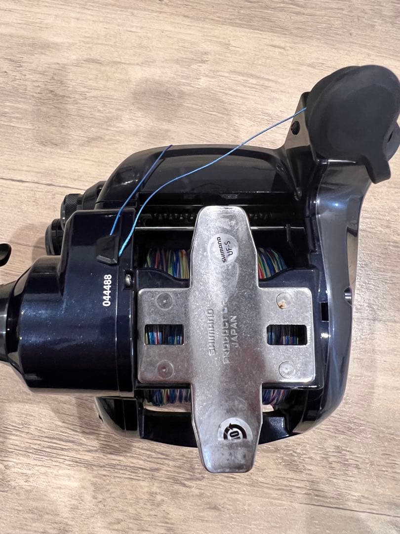 ゆ*あ様 送料込み！！シマノ 22 フォースマスター 3000 電動リール　落と