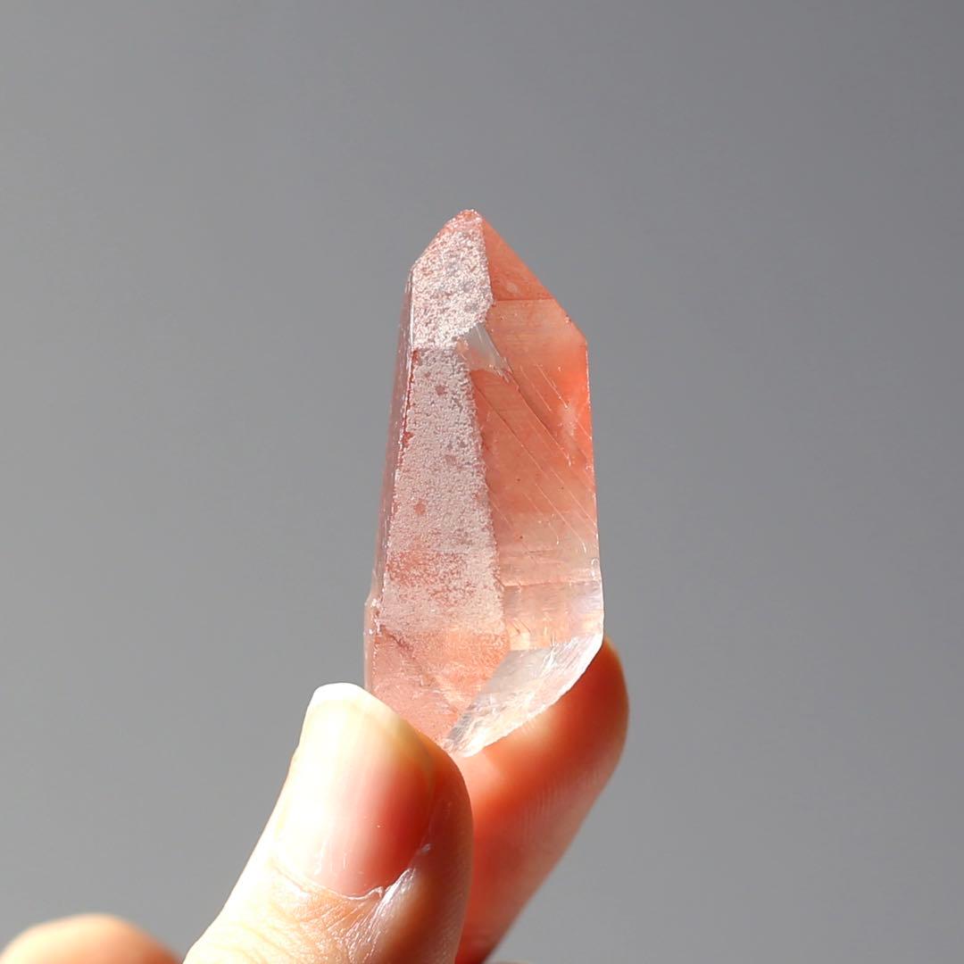 ディープピンクレムリアンシード 天然石 水晶 鉱物 一点物 クォーツ クリスタル