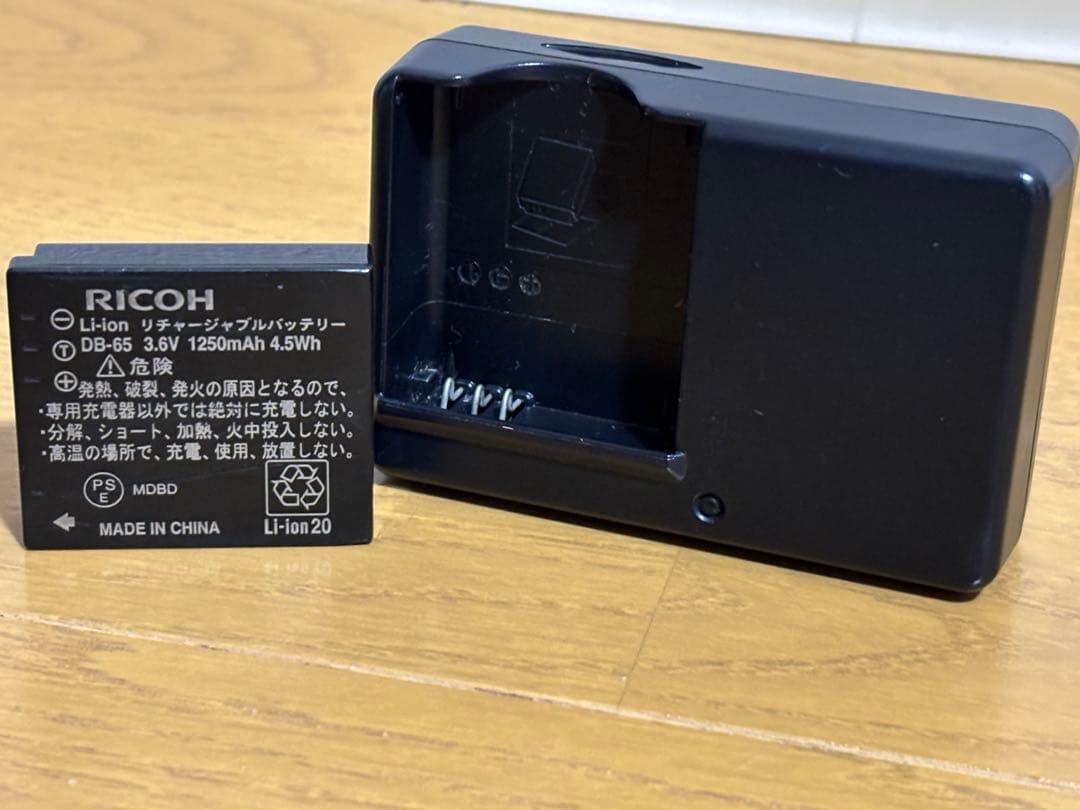 RICOH リコー GX200 自動開閉キャップ付【訳あり】