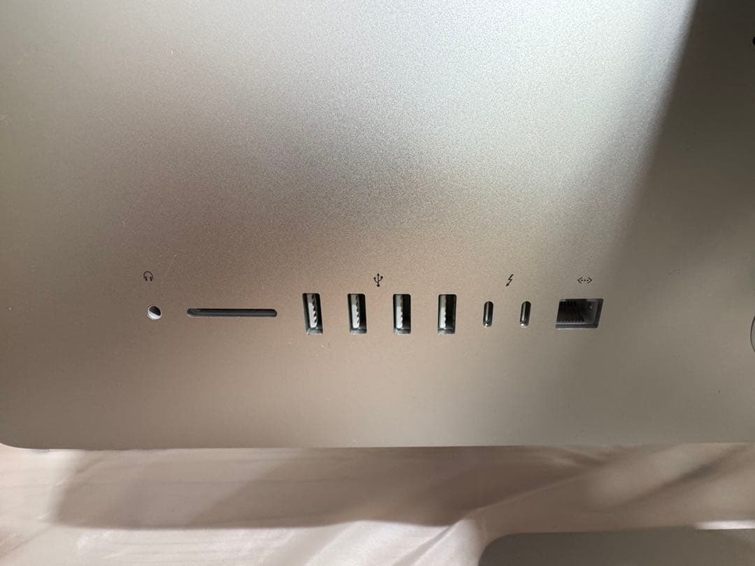 美品iMac (Retina 4K, 21.5, 2017)元箱付すぐ発送