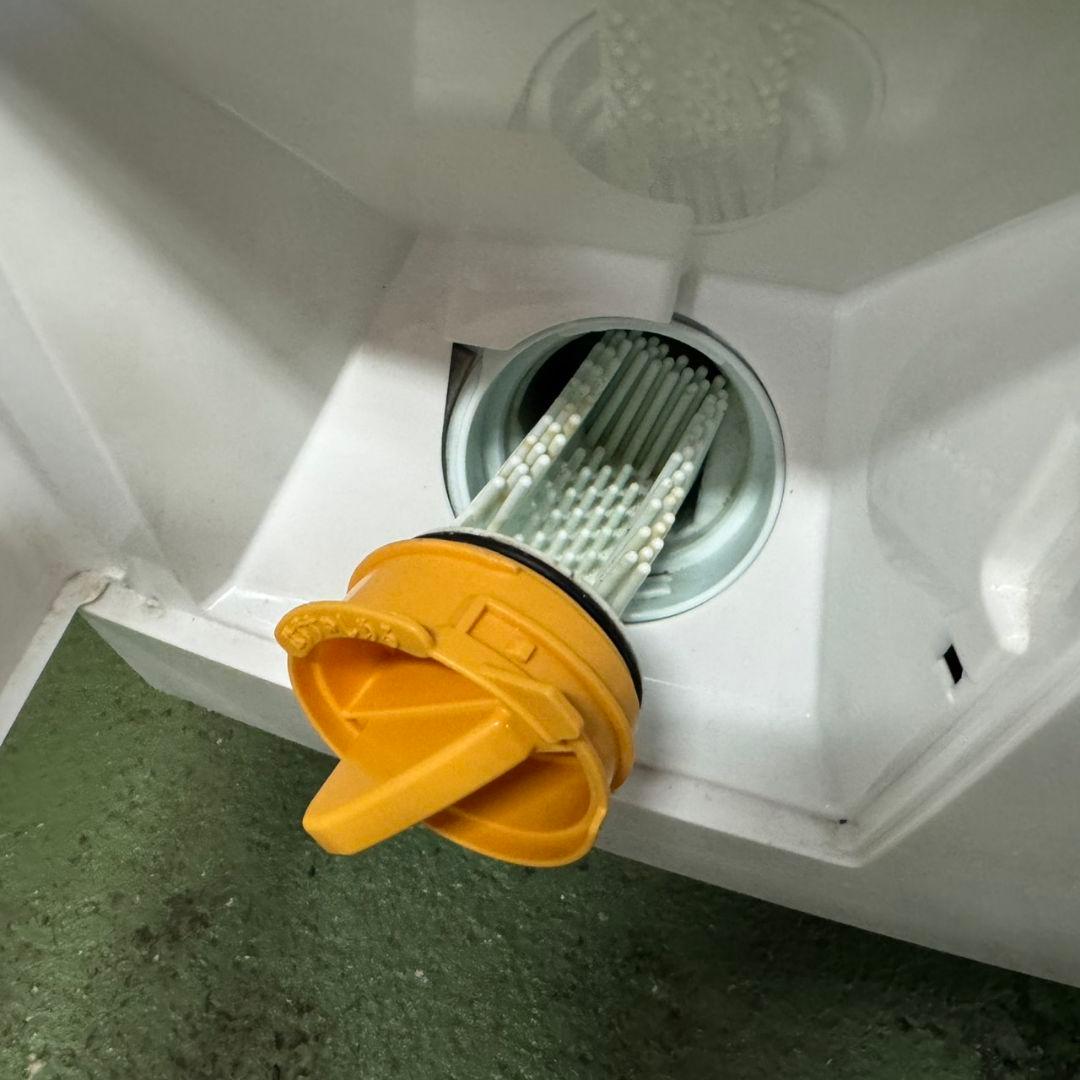 29A5 送料設置無料　日立　ドラム式洗濯機　11㌔　乾燥機能付き