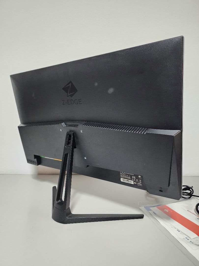 美品 Z-EDGE 24インチ240Hz ゲーミングモニター