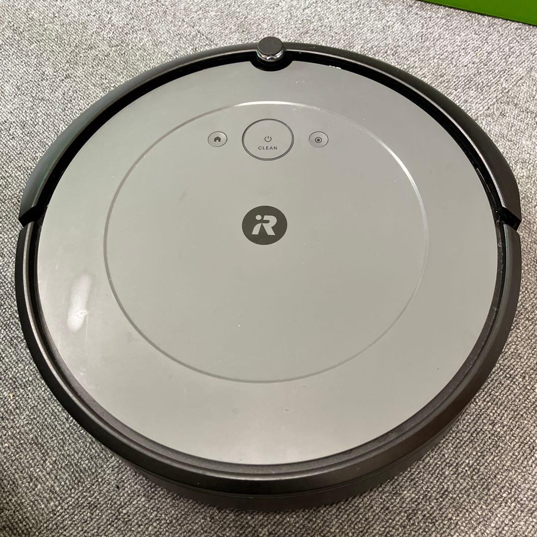 iRobot ルンバ　Roomba i2 ロボット掃除機本体　替えフィルタ付き