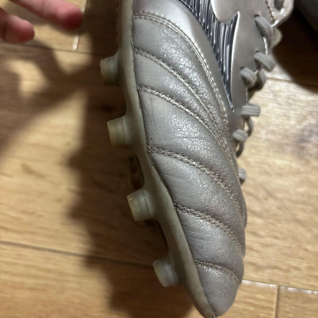 MIZUNO モレリアネオ4シルバー　26.0