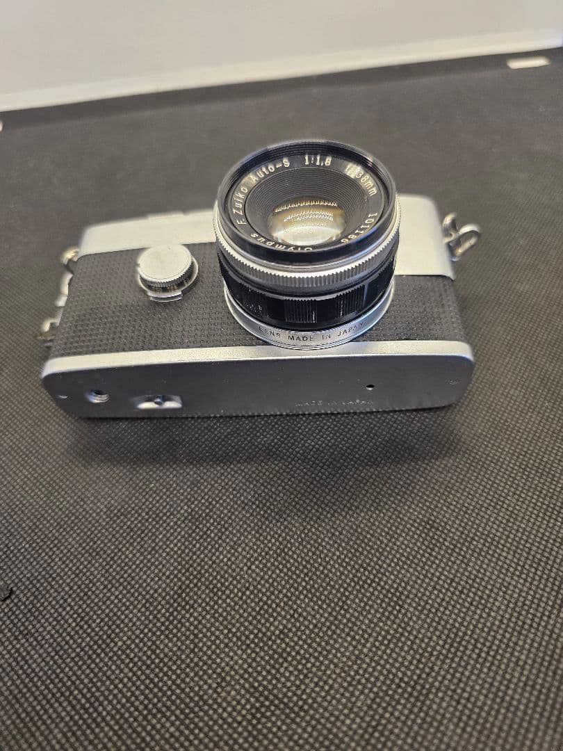 Olympus PEN-F レンジファインダーカメラ