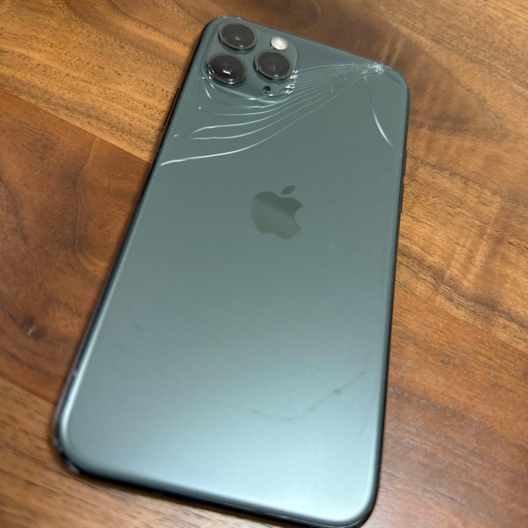 Apple iPhone 11 Pro 256GB ミッドナイトグリーン　本体