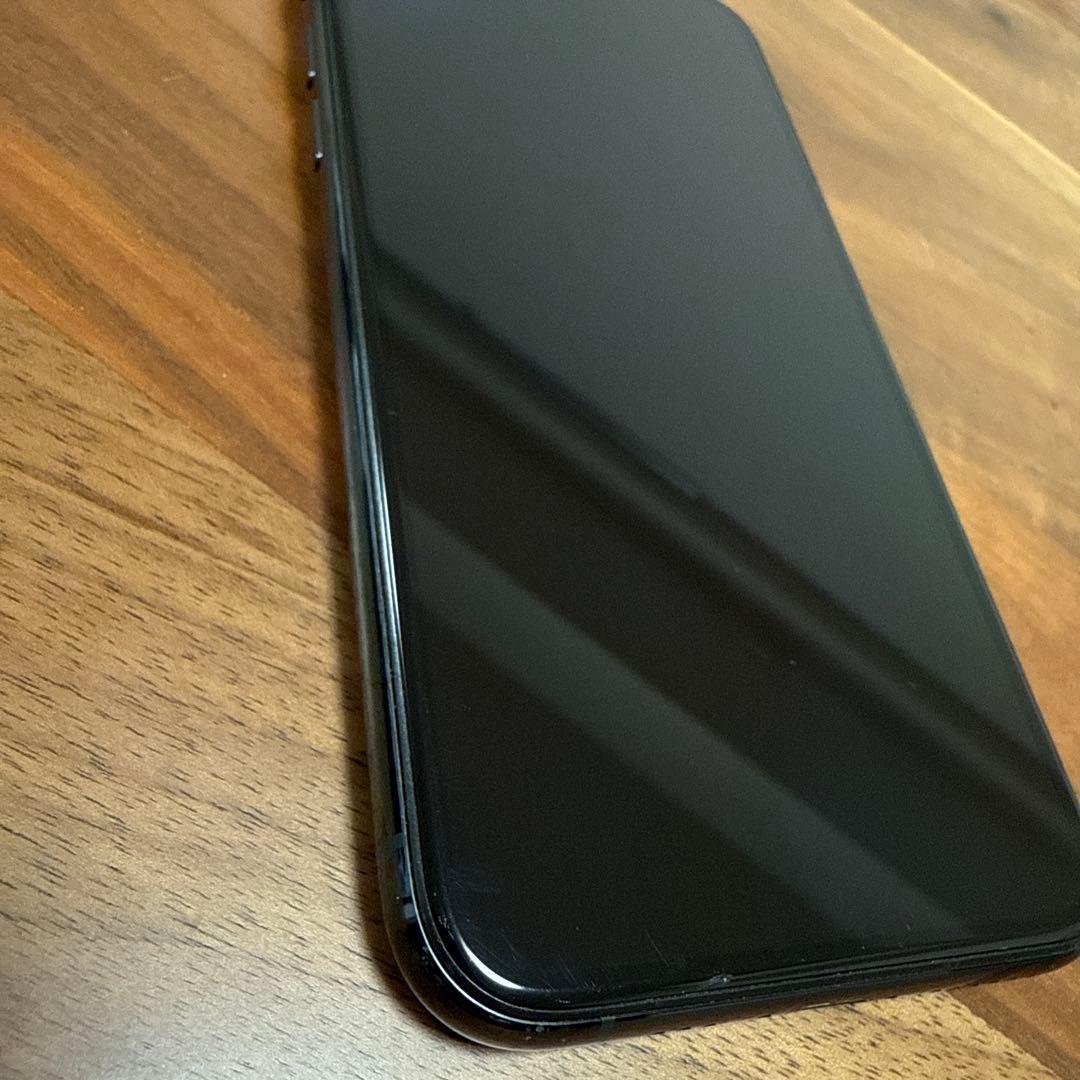 Apple iPhone 11 Pro 256GB ミッドナイトグリーン　本体