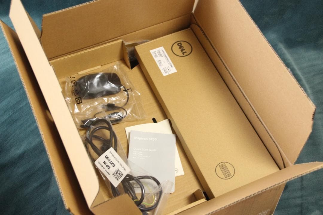 Dellパソコン Win10 64ビット New Inspiron デスクトップ