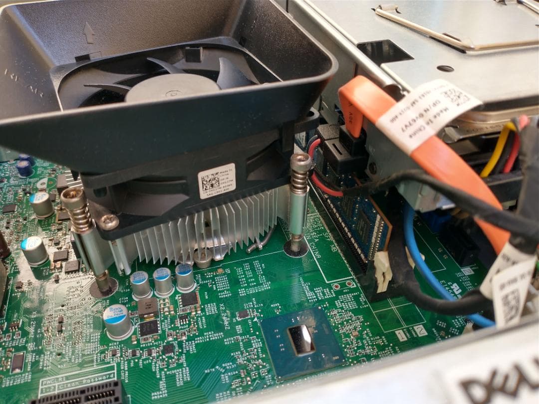 Dellパソコン Win10 64ビット New Inspiron デスクトップ