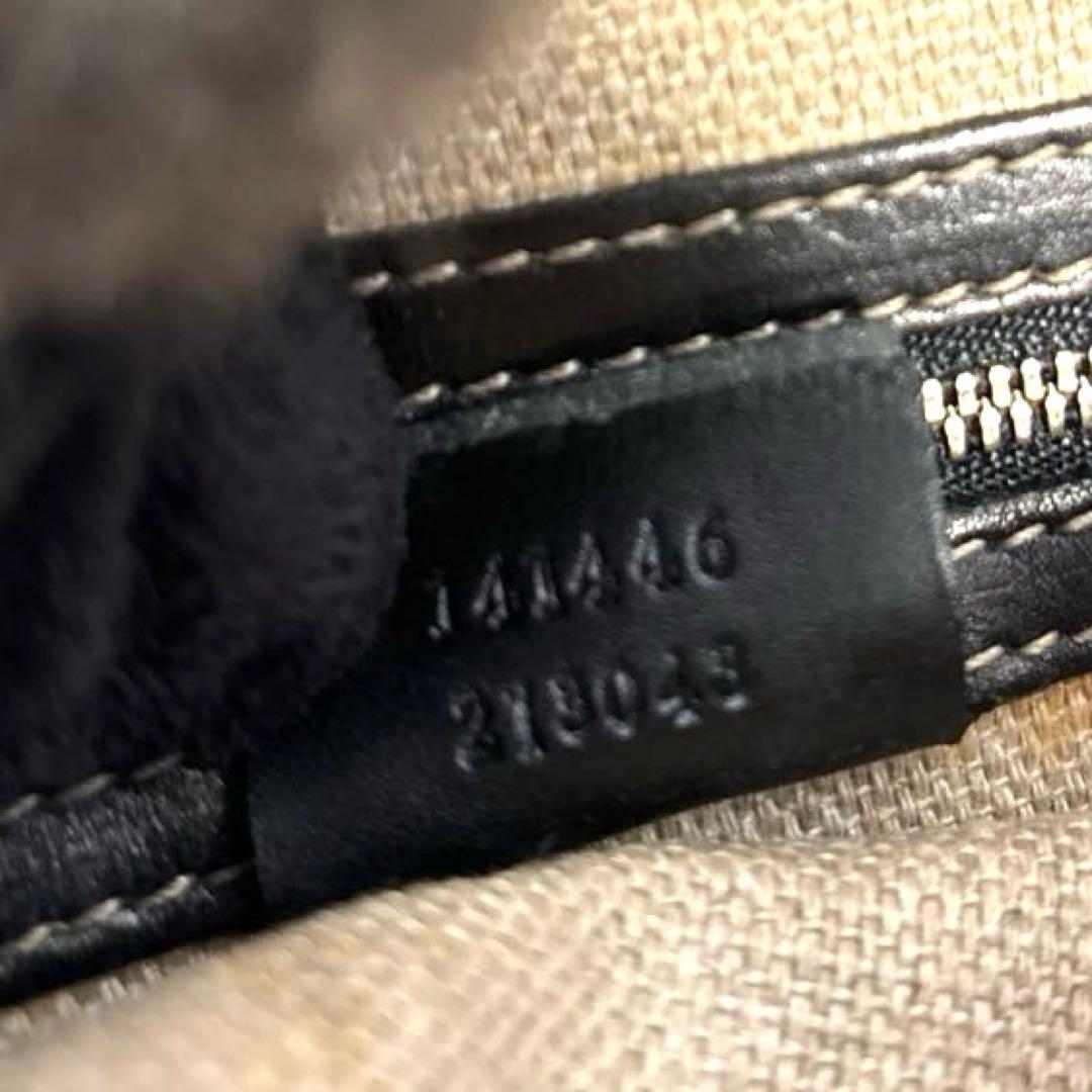 【希少】GUCCI ホワイトブラック　ショルダーバッグ