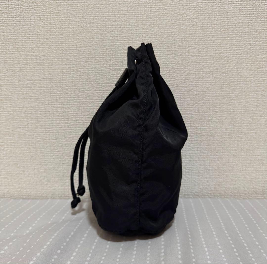 PRADA ブラック ドローストリングバッグ 巾着