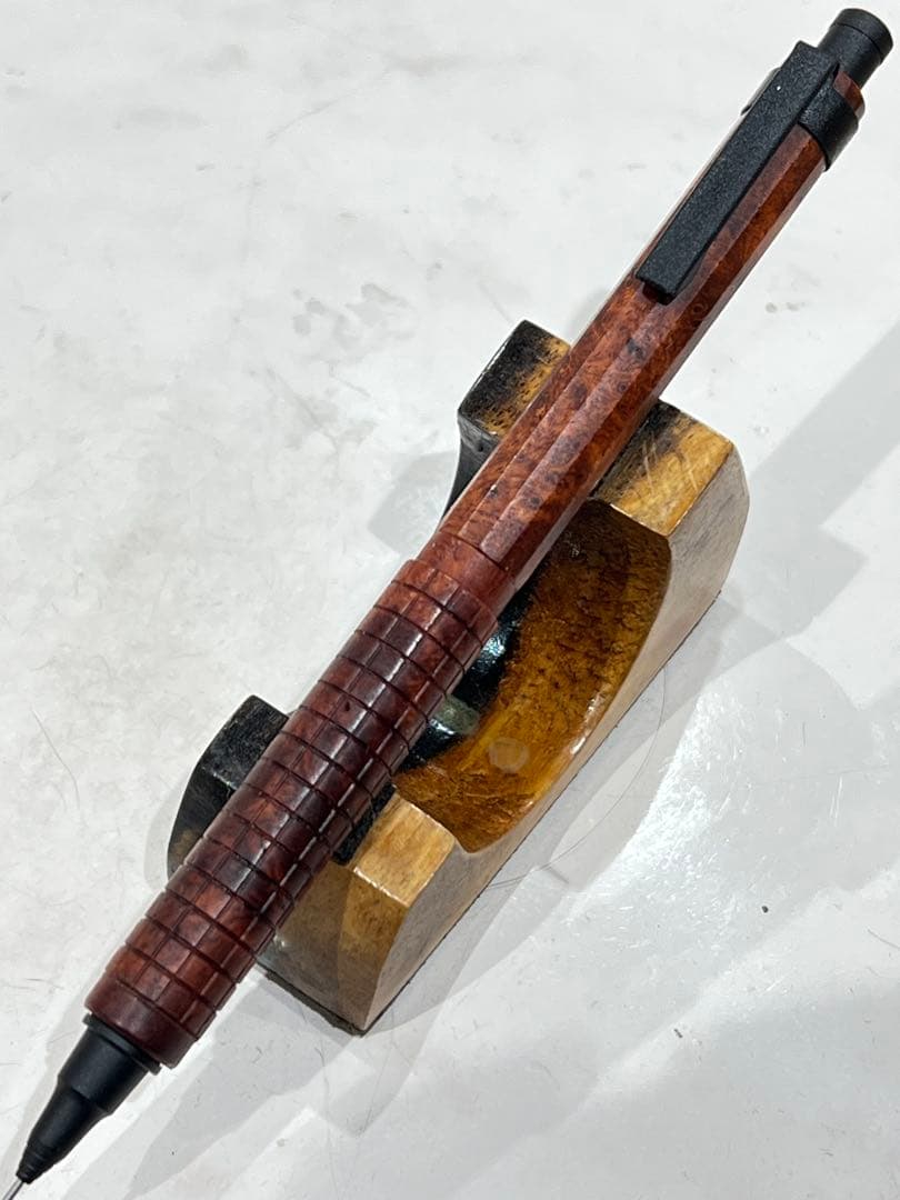 aikok　orenznero 0.3mm 本花梨瘤12角軸/グリップ格子