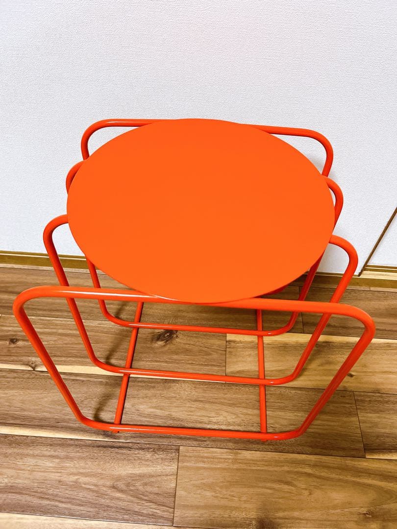 オレンジ 円形 サイドテーブル　レトロポップ