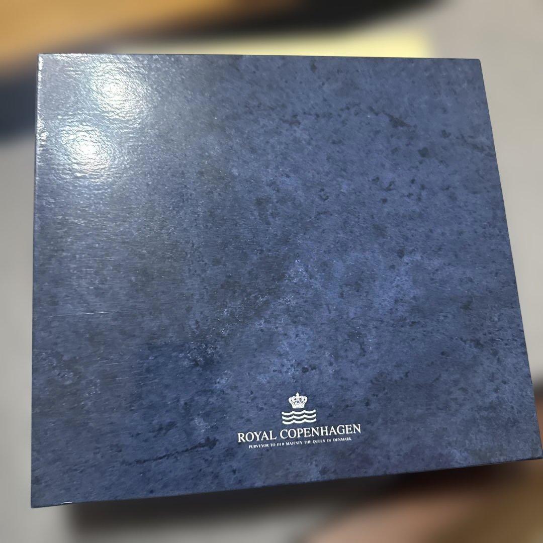 ロイヤルコペンハーゲン ブルーフルーテッドハーフレース リーフプレート