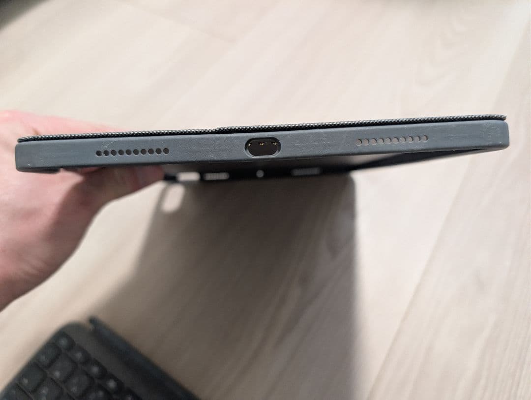 Combo Touch iPad Air 第4/5世代対応