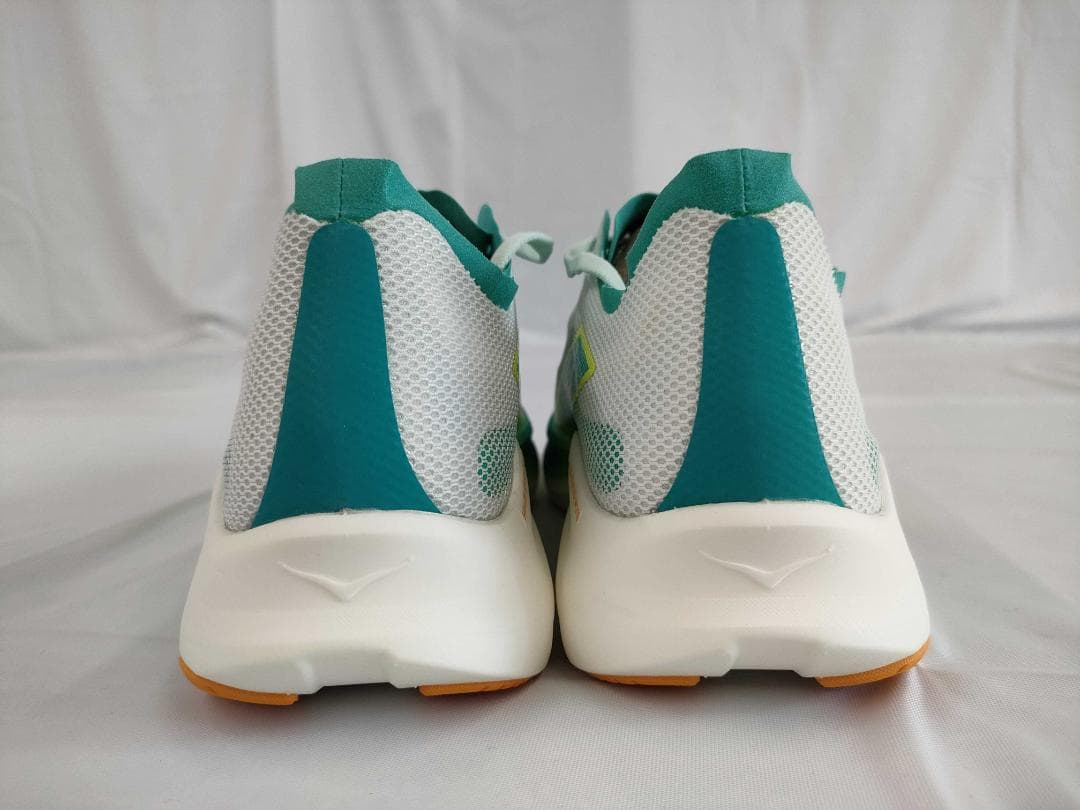 【新品・未使用】HOKA ホカ CIELO ROAD シエロロード 27.5cm