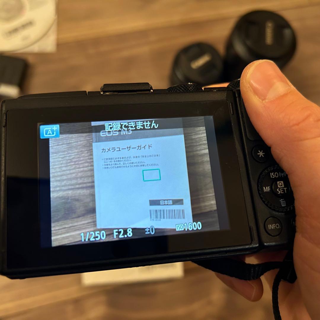 Canon M3 トリプルレンズキット