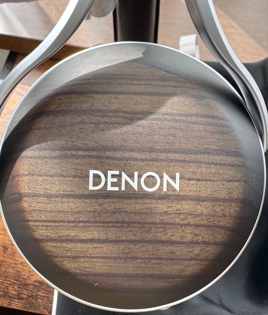 ブルースドッグ ★美品★DENON AH-D5200 密閉型ヘッドホン