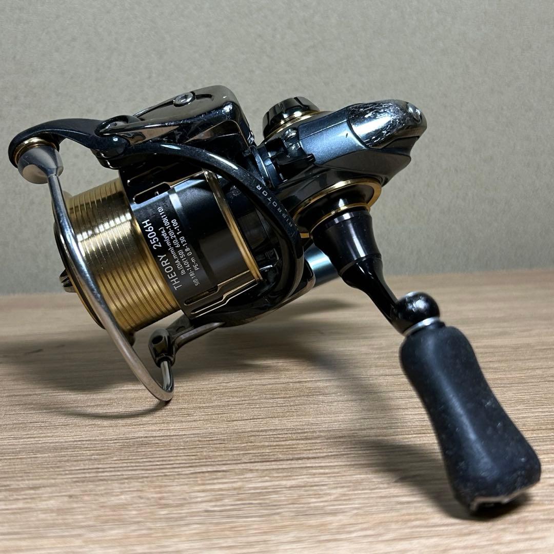 ダイワ　セオリー　DAIWA THEORY 2506H スピニングリール