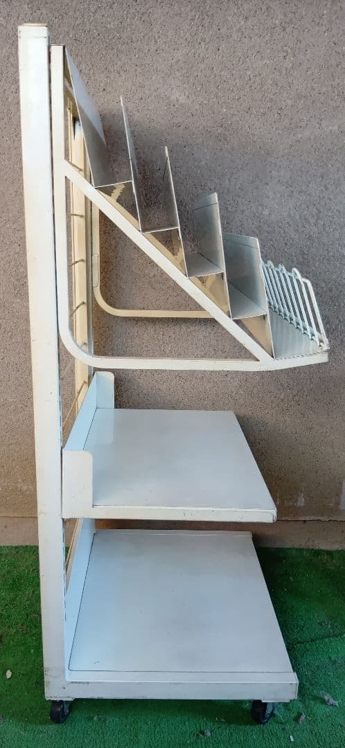 マガジンスタンド 雑誌スタンド コンビニ·売店用 店舗什器 マガジンラック