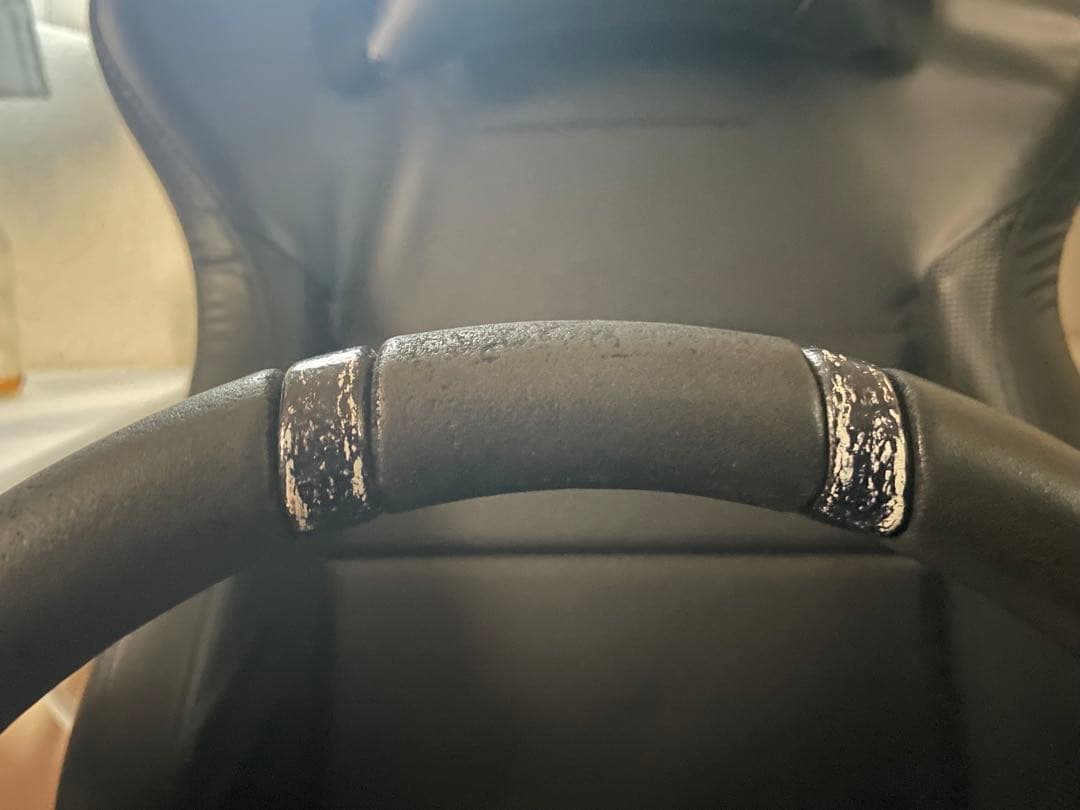 momo ステアリング ドリフト33パイ　bk