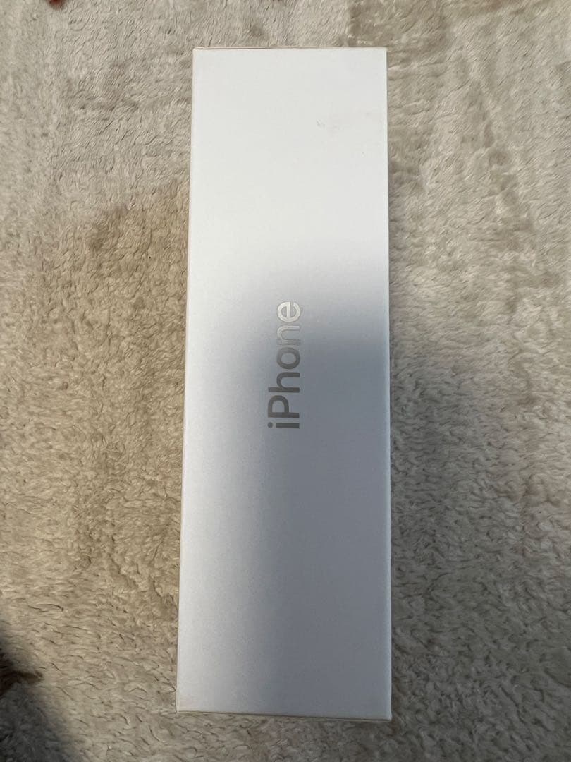 iPhone 11 64GB シルバー　本体