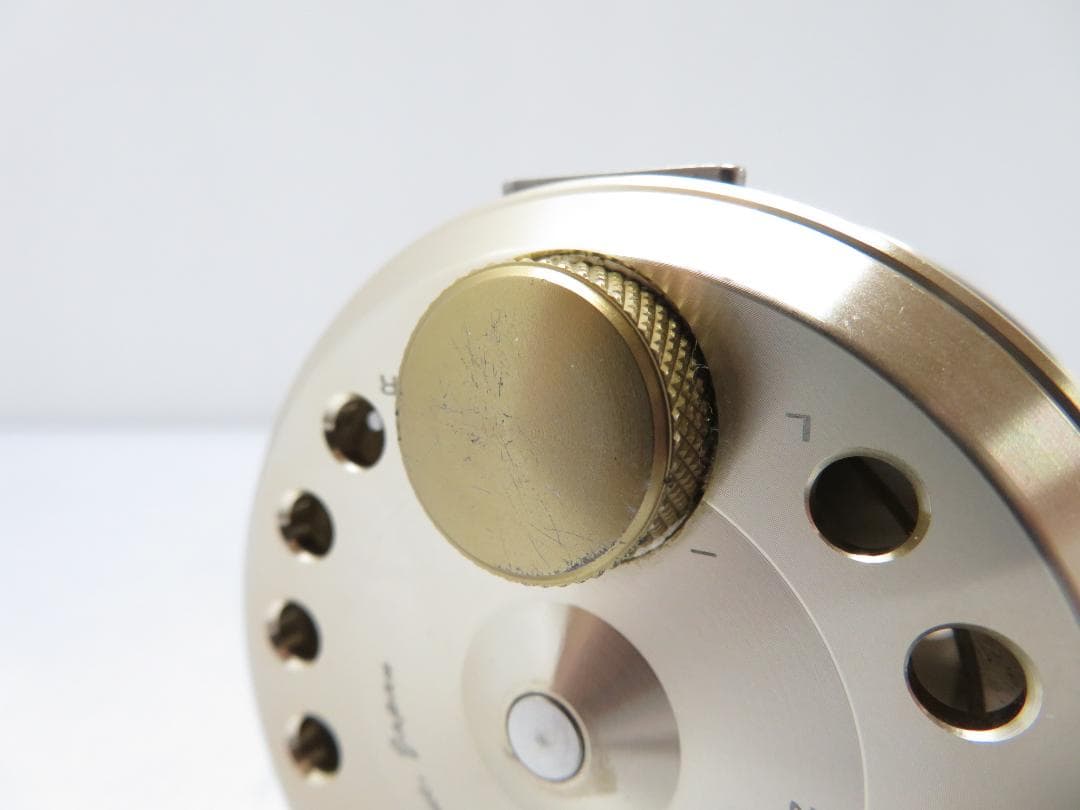 Daiwa ダイワ SEAMATIC68 シーマチック68 ゴールド リール