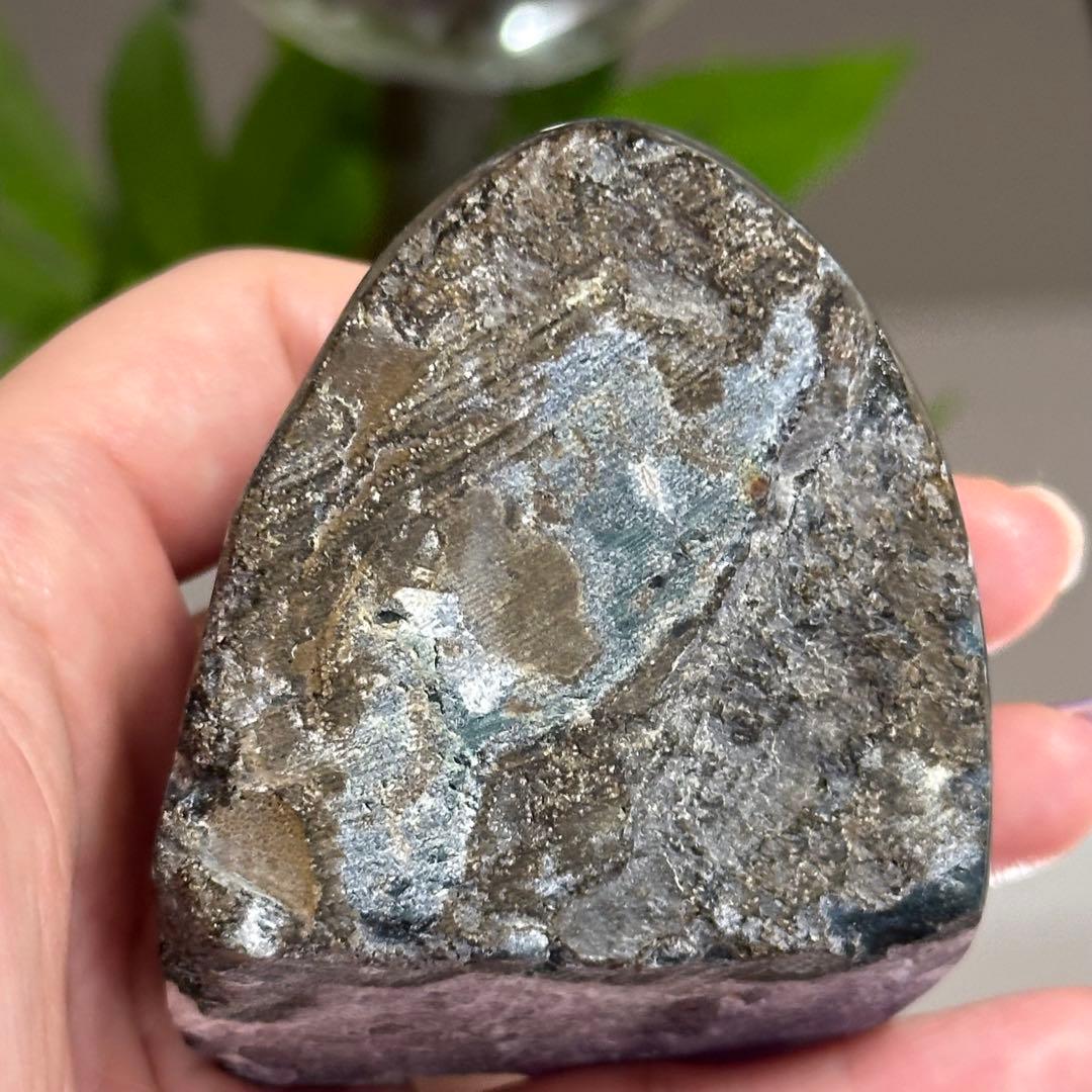 【超高品質】 最高級 濃い ウルグアイ産 大粒 アメジストドーム 原石