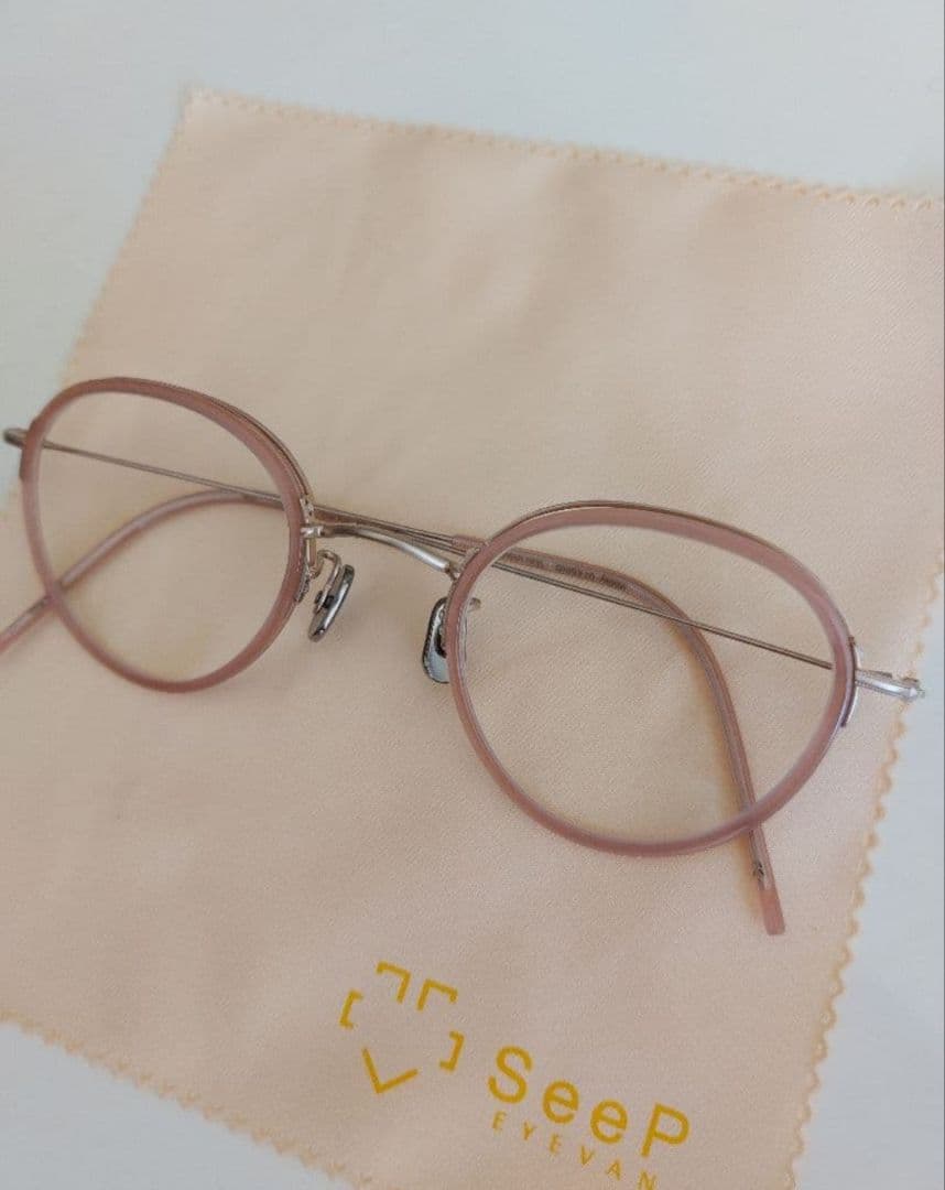 EYEVAN　アイヴァン　眼鏡　ピンク　561