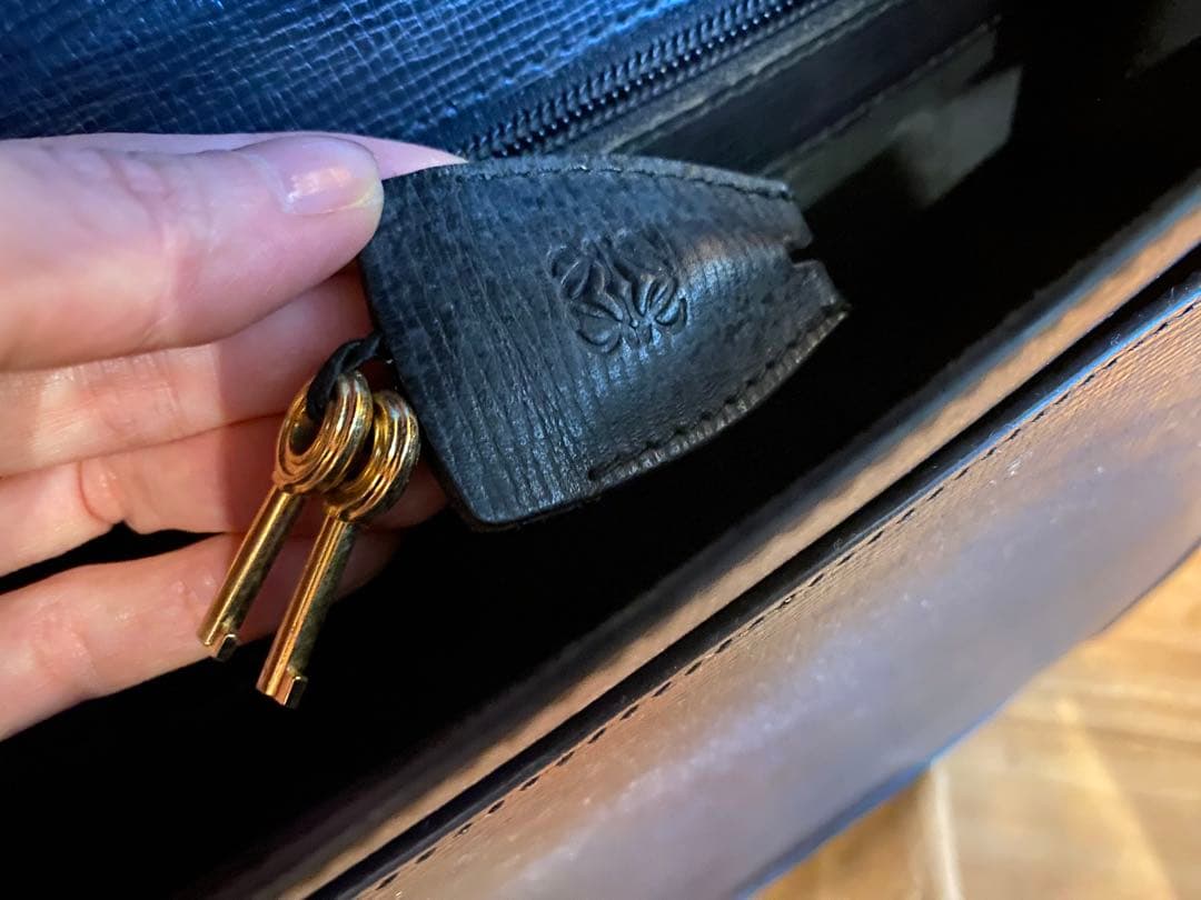 LOEWE レザー ビジネスバッグ ブラック