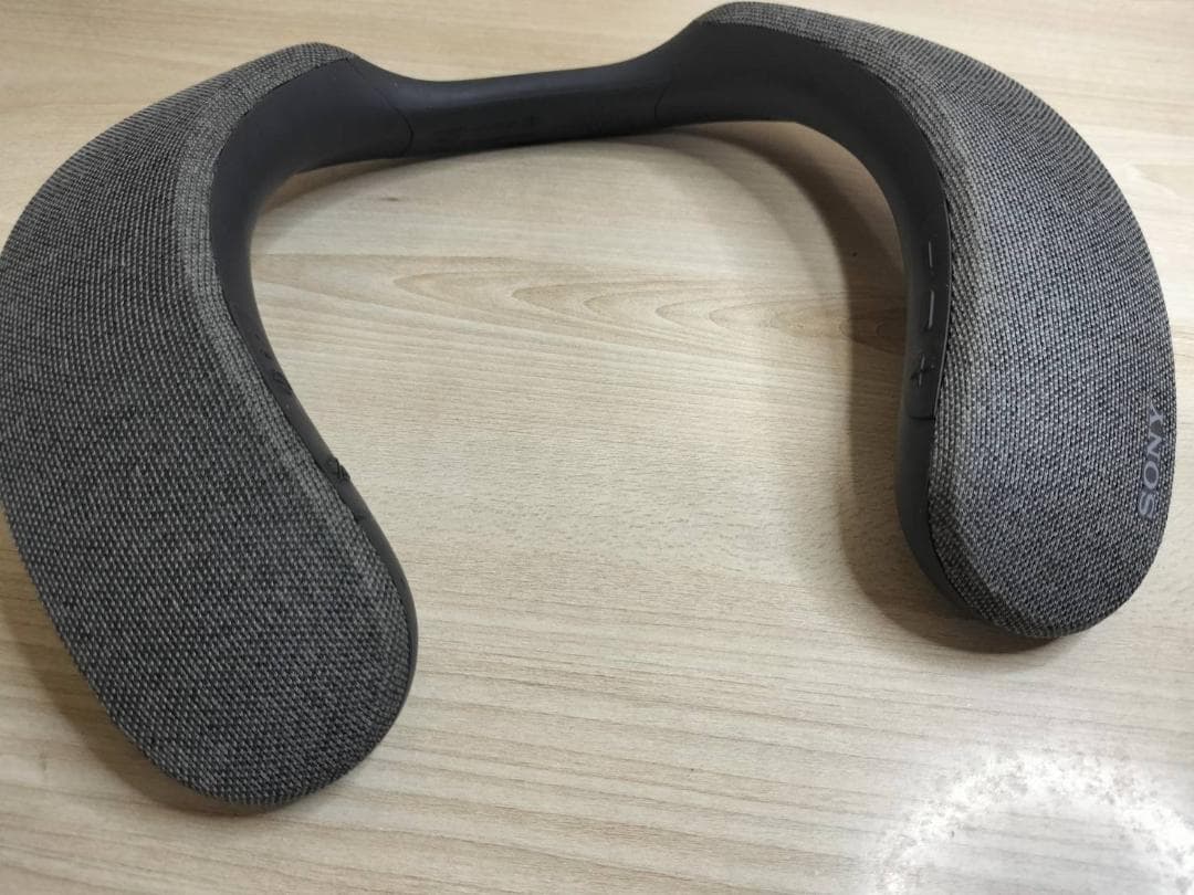 SONY ソニー　ネックスピーカー（SRS-NS7R）