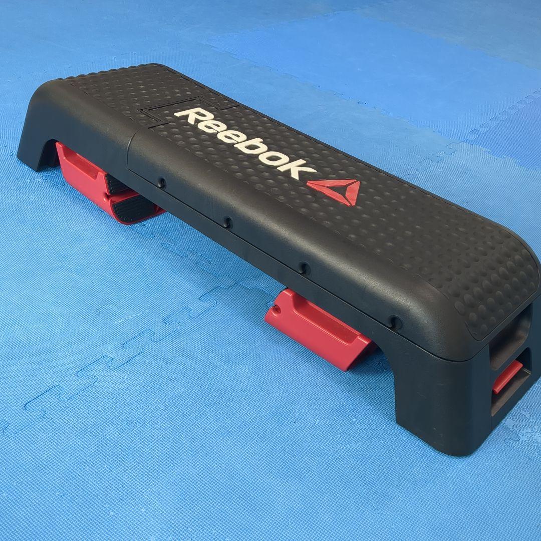 Reebok トレーニングステップ 黒/赤