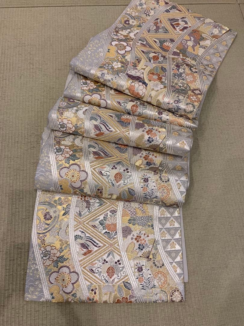 袋帯　正絹　美品　古典調　グレー