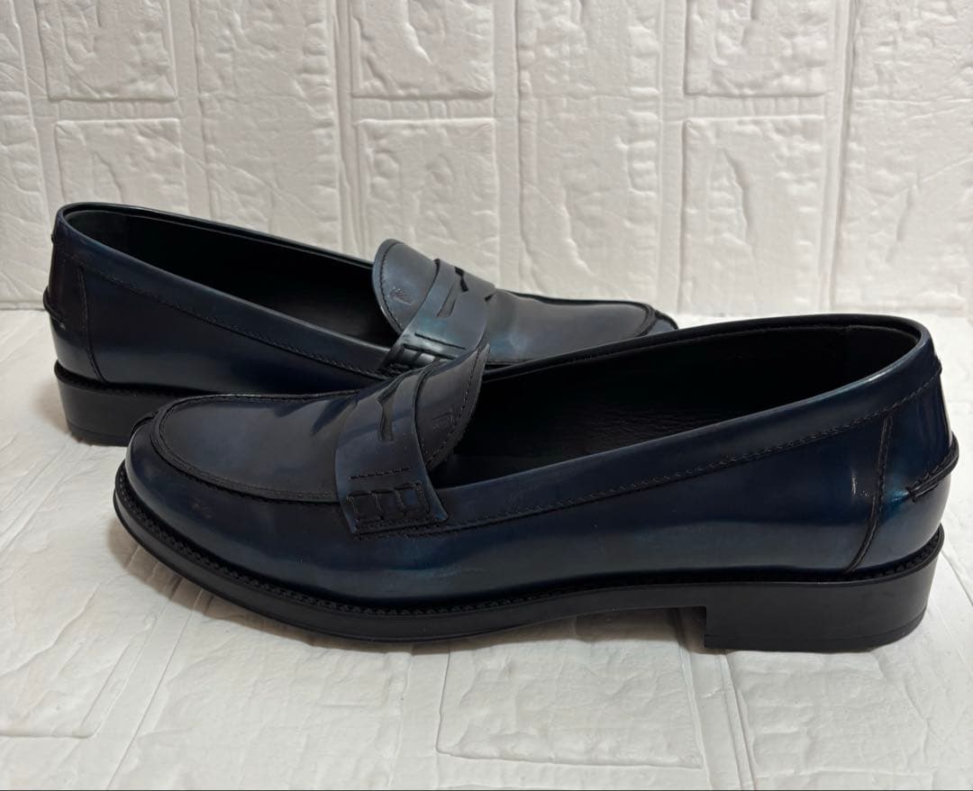 ほぼ未使用TOD'S ダークネイビー　レザー ローファー36サイズ jp23