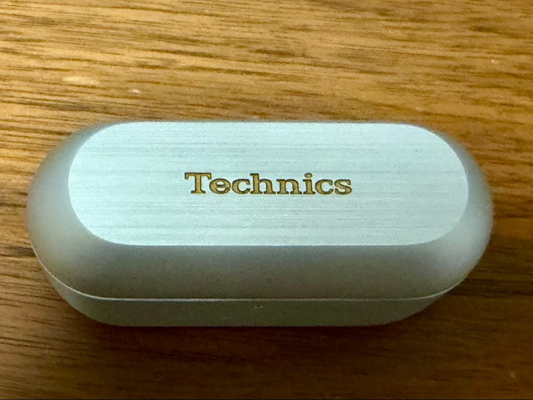 【くうちゃん専用】Technics AZ100 シルバー ケース付き