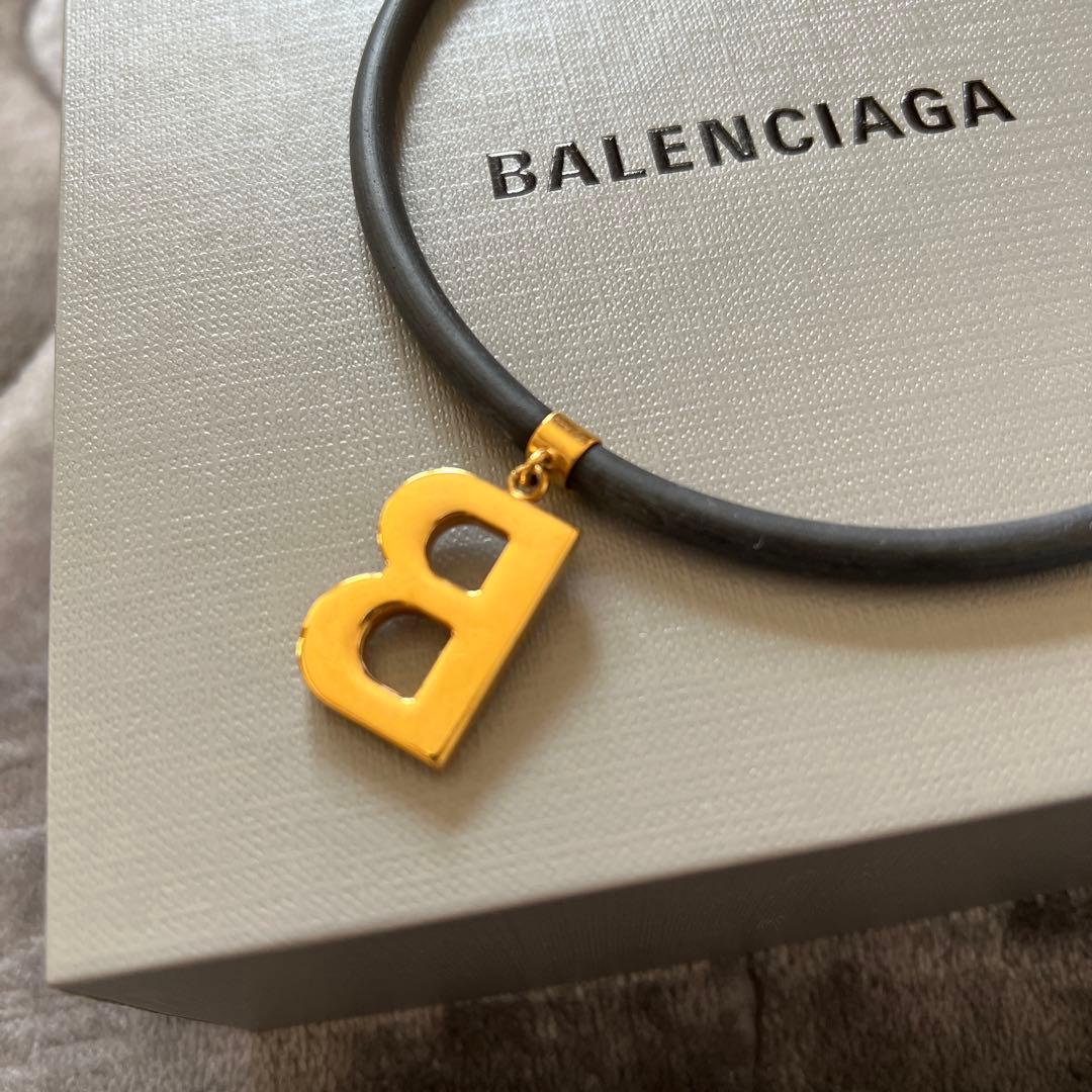 バレンシアガ BALENCIAGA チョーカー ネックレス ゴールド 黒