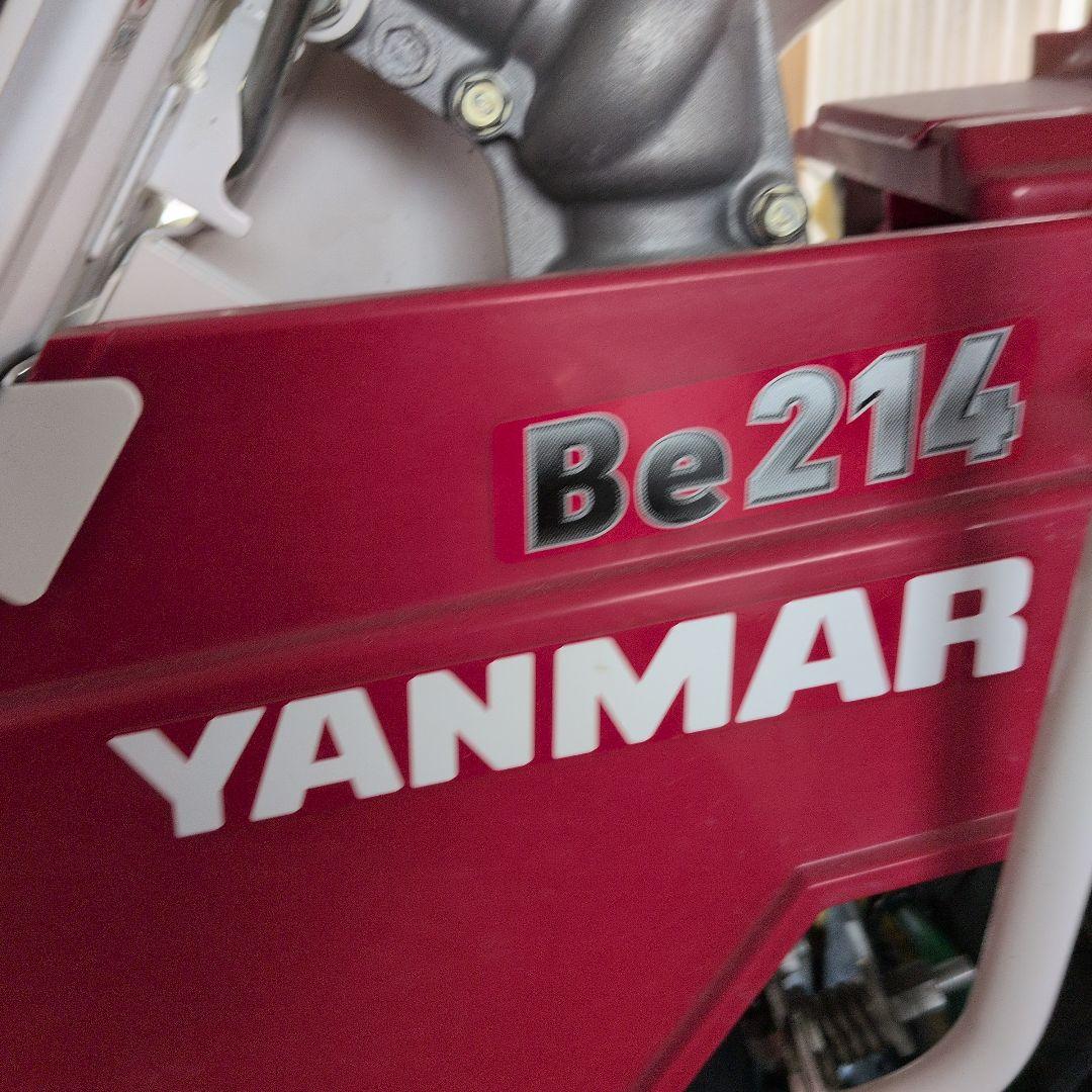 リリー　ヤンマー稲刈り機　Be214　中古品　引き取り限定