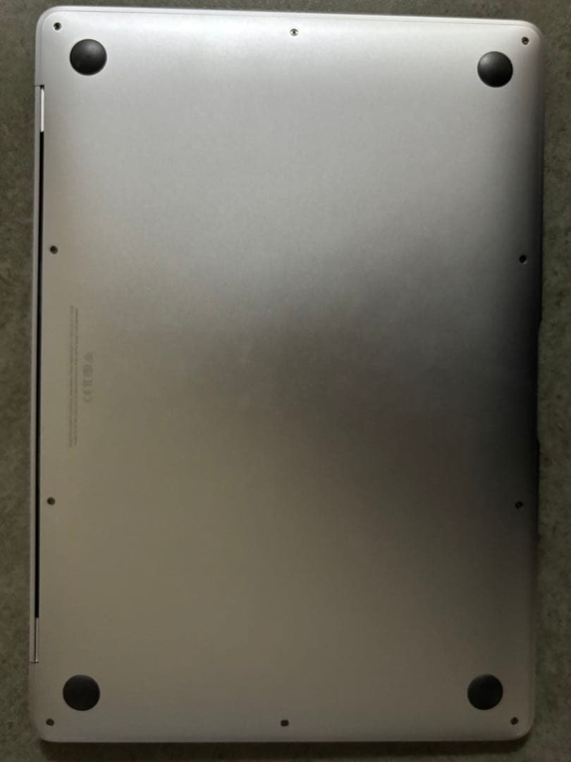 2020年 MacBook Air 13インチ メモリ8GB　美品