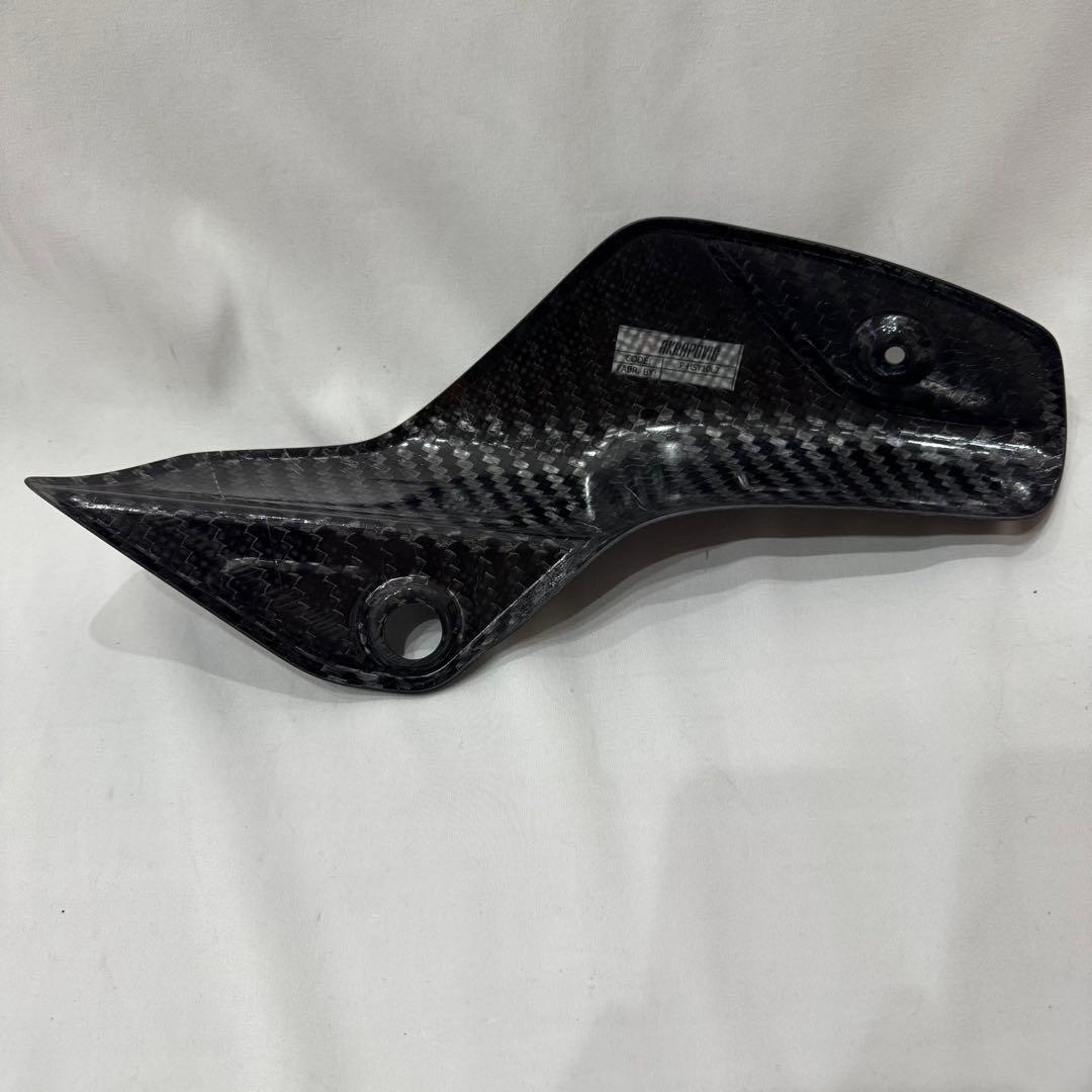 YZF-R1 15~ アクラポビッチ カーボン ヒートガード アクラポヴィッチ