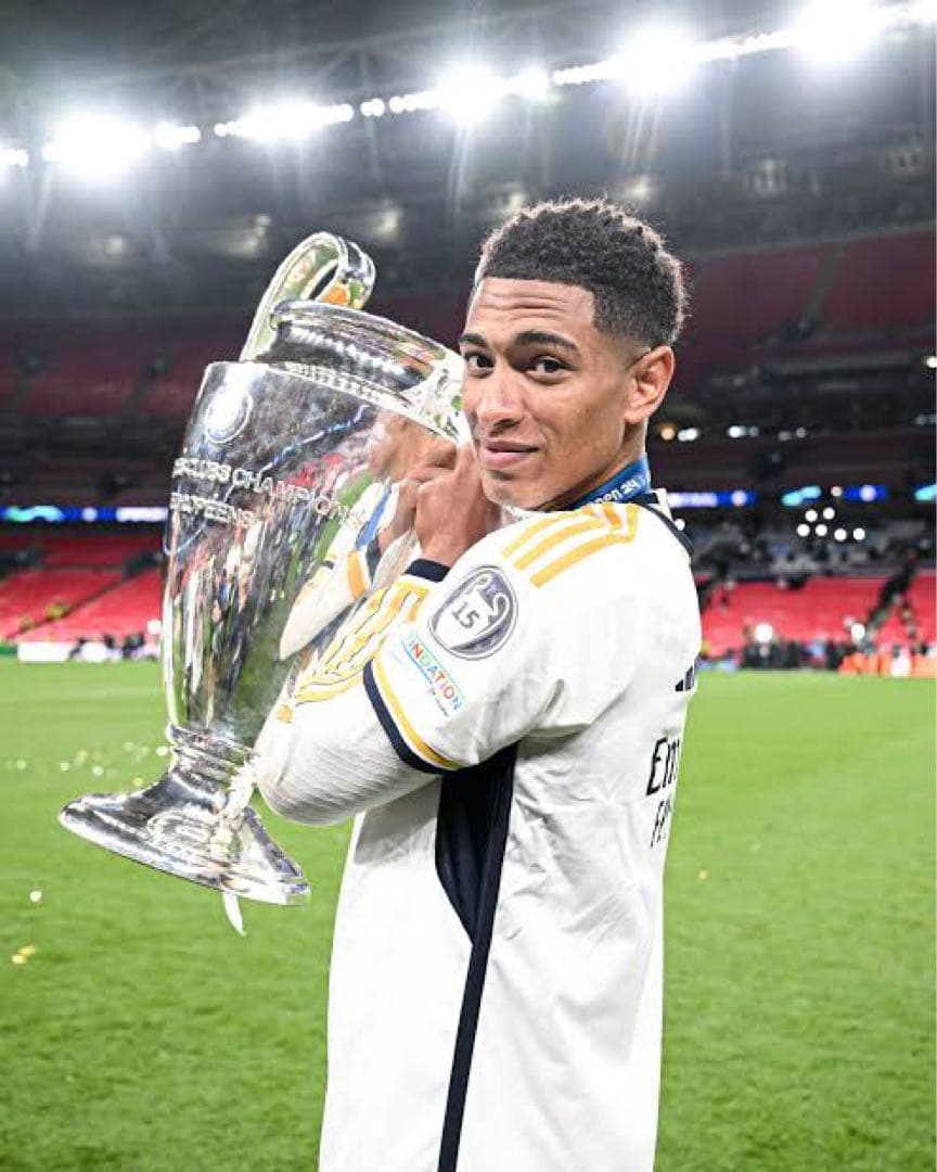 正規品　レアルマドリード オーセンティック　ユニフォーム　ベリンガム