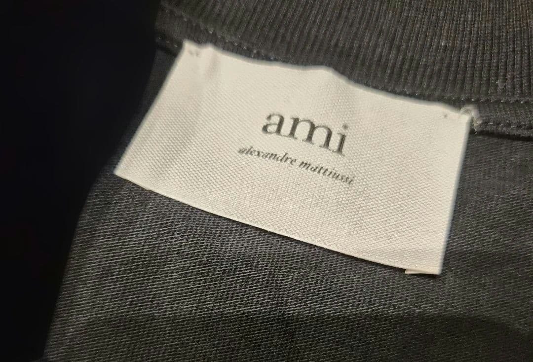 ☆正規品☆AMi☆アミ☆ブラック☆長袖☆カットソー☆