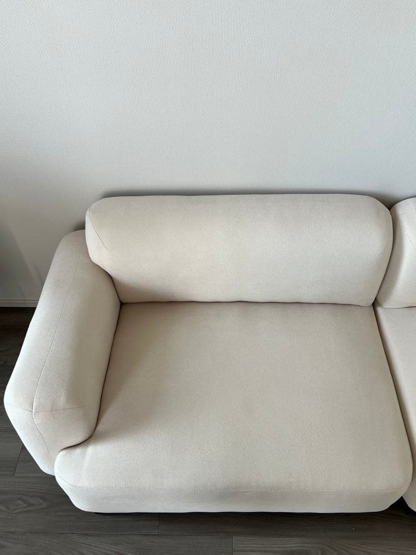 2脚セット　韓国　北欧　クリーム色 L字型ソファ 2個クッション付き