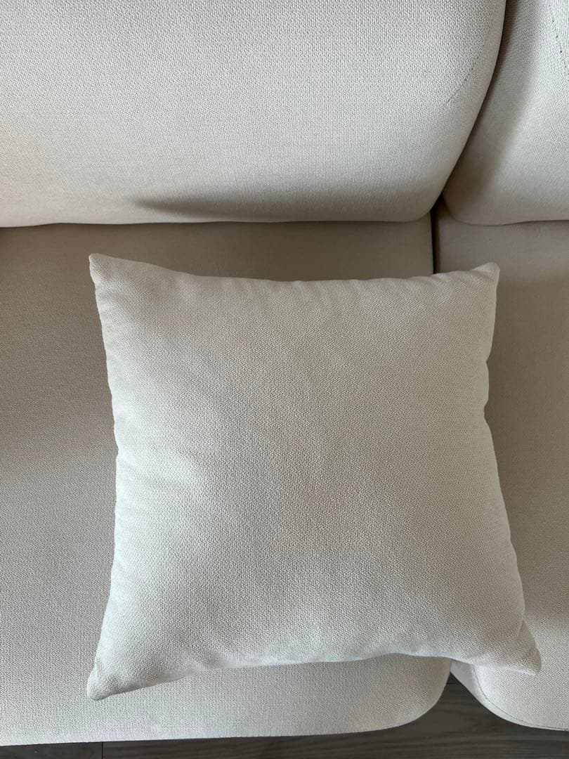 2脚セット　韓国　北欧　クリーム色 L字型ソファ 2個クッション付き