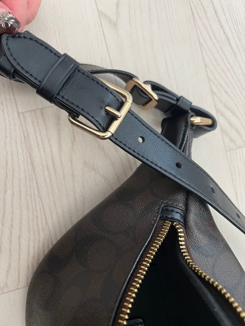 【COACH】コーチ シグネチャー ウエストバッグ