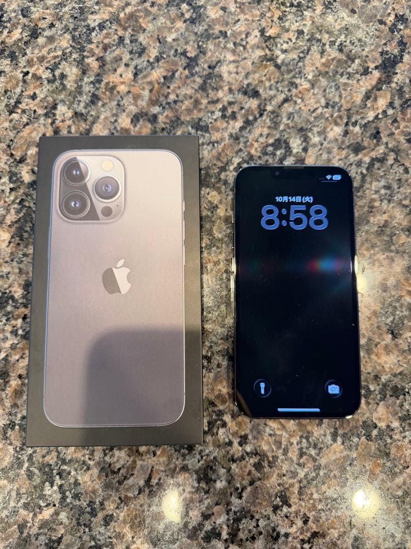 浅草キッド【美品、バッテリー90%】iPhone 13Pro グラファイト