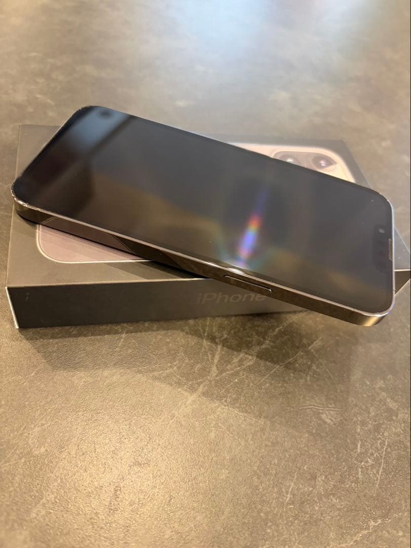 浅草キッド【美品、バッテリー90%】iPhone 13Pro グラファイト