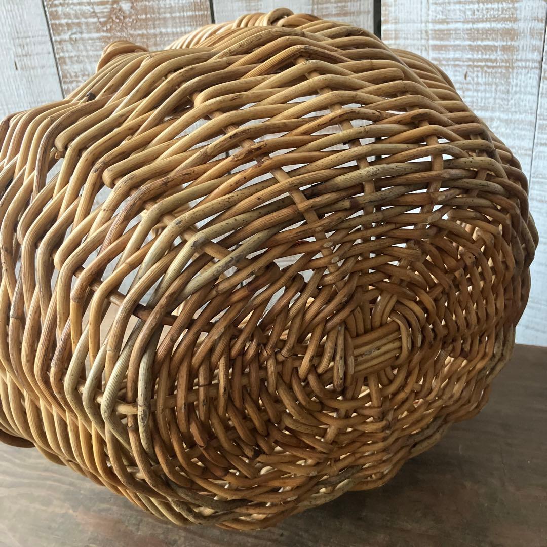ヨーロッパ　ヴィンテージ　蚤の市　アラログ　ワンハンドルバスケット　籐カゴ