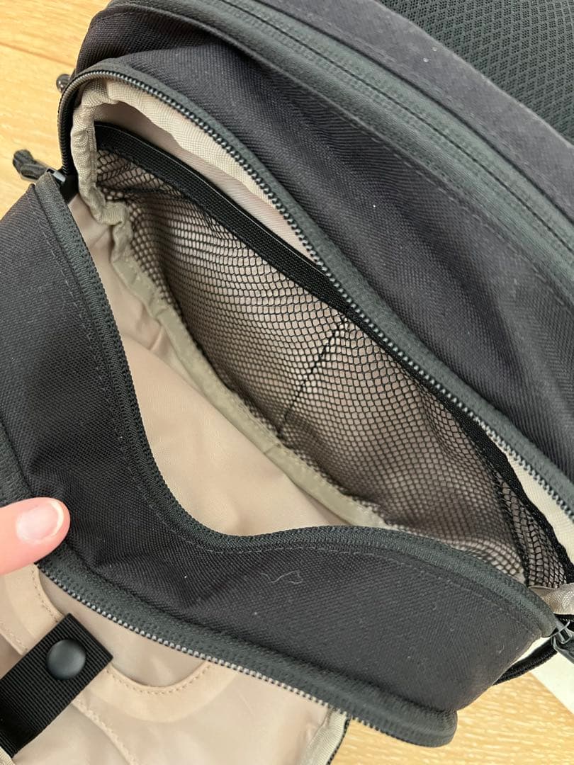 値下げ不可 Hugooハグー　ヒップシート　ブラック　ベージュ