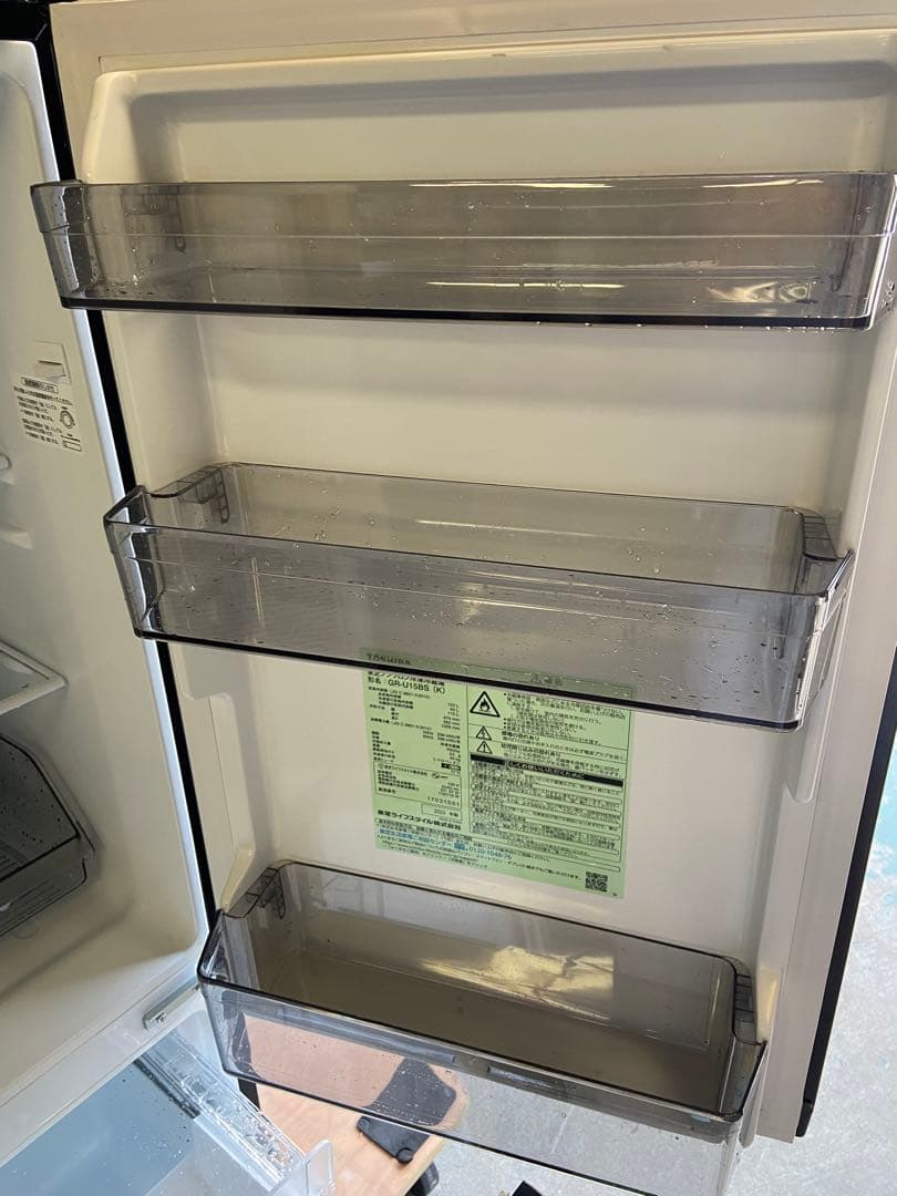 11h40. TOSHIBA 153L 冷凍冷蔵庫 GR-U15BS 2023年