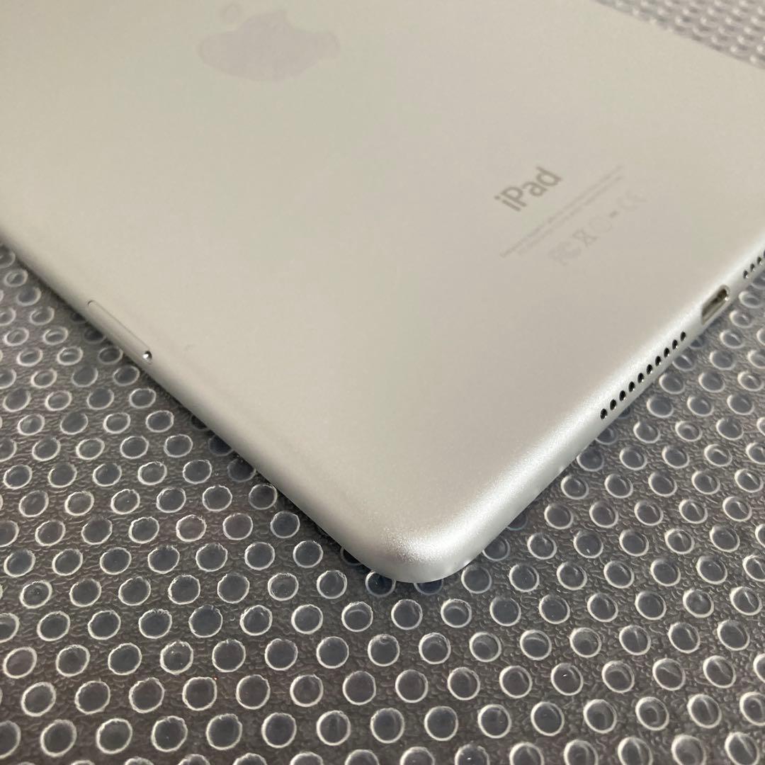 3044【早い者勝ち】美品☆iPad mini4第4世代 64GB SIMフリー